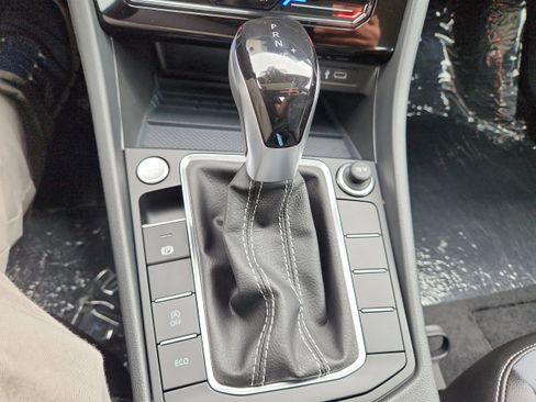 New 2025 Volkswagen Jetta SE image 19