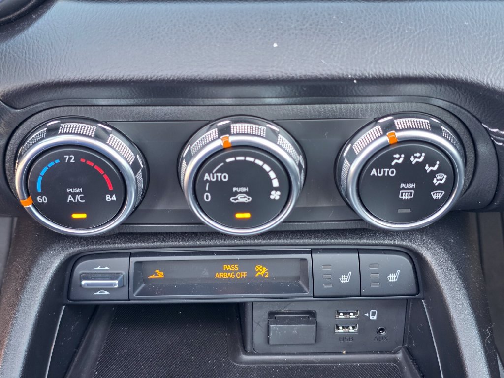 Used 2023 MAZDA MX-5 Miata Grand Touring RWD image 19