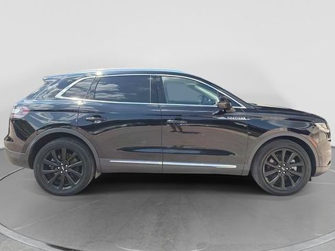 Used 2021 Lincoln Nautilus Reserve w/ Monochromatic Package AWD/4WD image 2