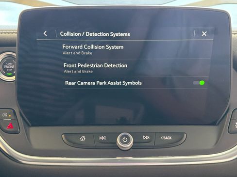 Used 2025 Chevrolet Blazer LT FWD image 44