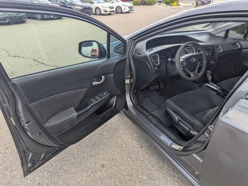 Used 2013 Honda Civic LX image 8