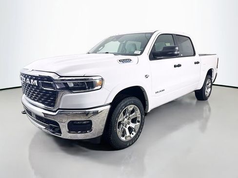 New 2026 RAM 1500 4x4 Crew Cab image 3