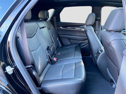 Certified 2025 Cadillac XT5 Premium Luxury image 28