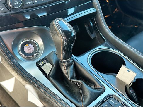 Used 2023 Nissan Maxima SR w/ Sport Mat Group image 17
