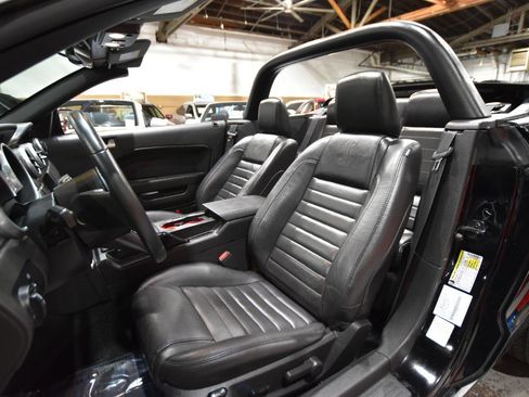 Used 2008 Ford Mustang Shelby GT500 RWD image 39