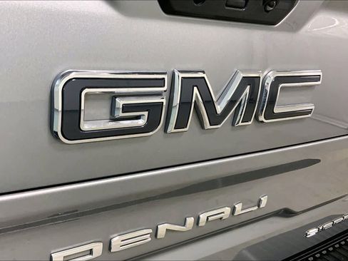 Used 2024 GMC Sierra 1500 Denali Ultimate image 30