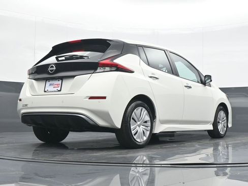 Used 2023 Nissan Leaf S image 21