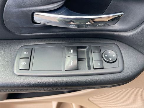 Used 2016 Dodge Grand Caravan SE w/ Quick Order Package 29E SE image 23