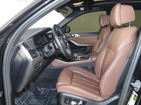 Used 2020 BMW X5 xDrive40i w/ Premium Package AWD/4WD image 13