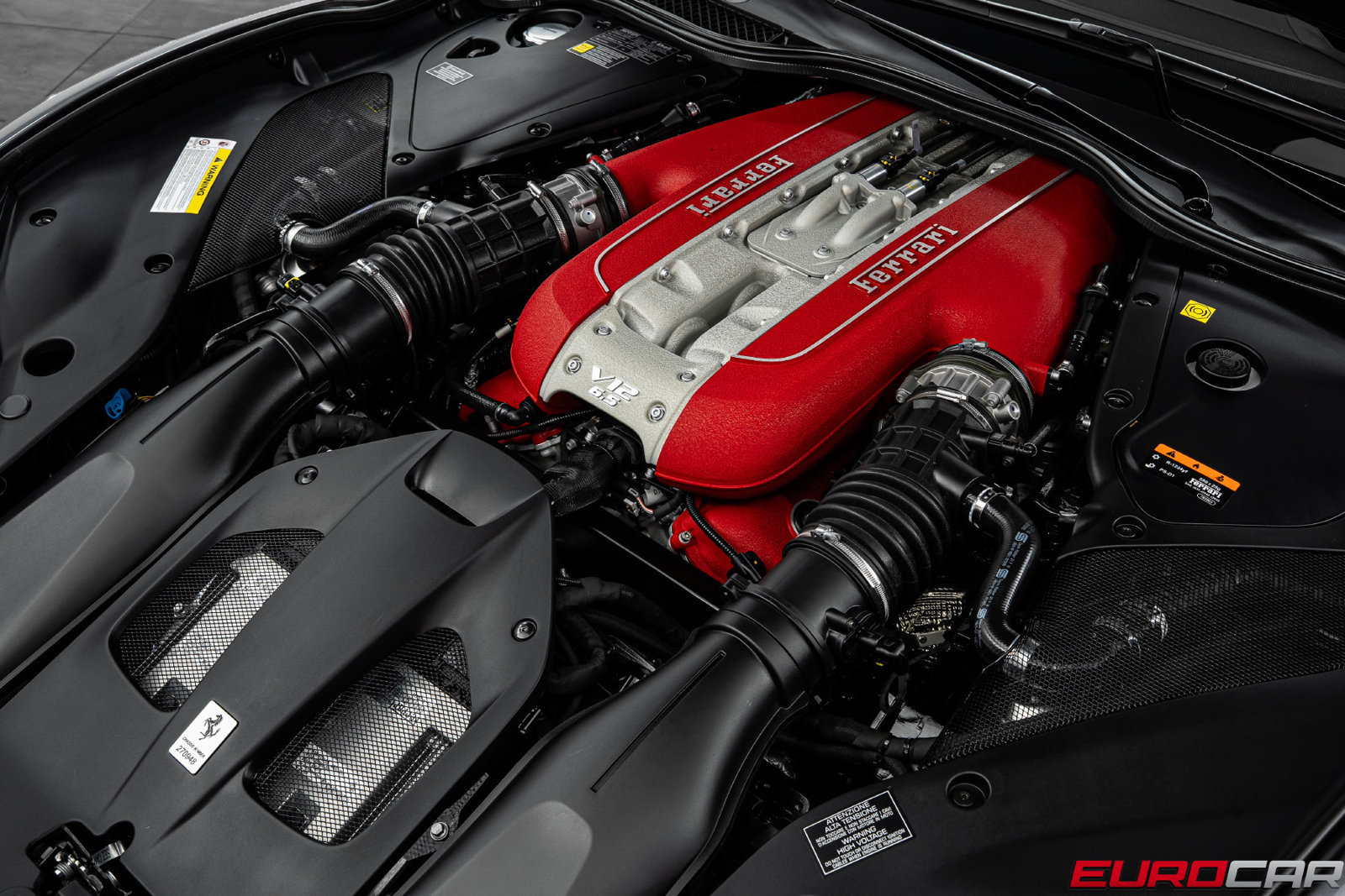 Used 2022 Ferrari 812 GTS RWD image 12