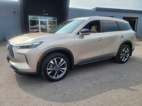 Used 2023 INFINITI QX60 Luxe w/ Performance Audio Package AWD/4WD image 2