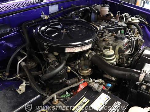 Used 1987 Toyota Pickup 4x4 Regular Cab image 31