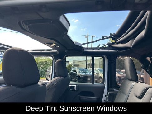 Certified 2022 Jeep Wrangler Unlimited Sport image 33