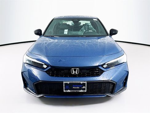 Used 2025 Honda Civic Sport Touring image 2