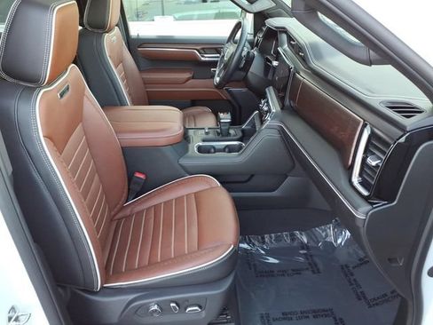 Used 2024 GMC Sierra 1500 Denali Ultimate AWD/4WD image 16
