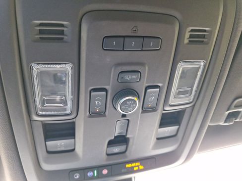 Used 2022 GMC Yukon Denali image 30