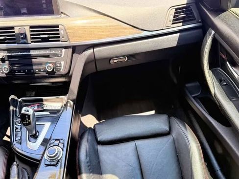 Used 2013 BMW 328i Sedan RWD image 17