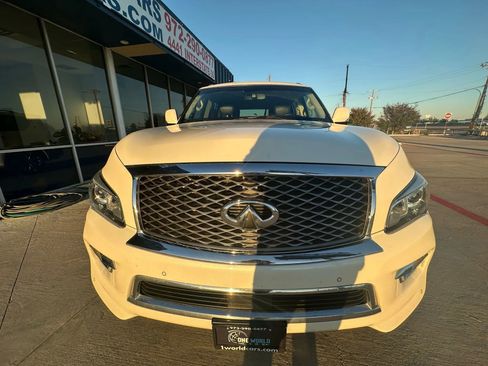 Used 2015 INFINITI QX80 Luxe w/ 22" Wheel Package image 8