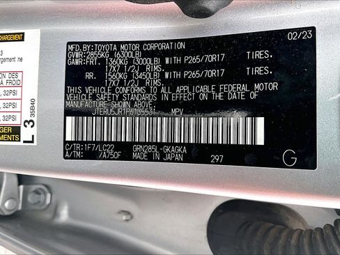 Used 2023 Toyota 4Runner TRD Off-Road Premium AWD/4WD image 29