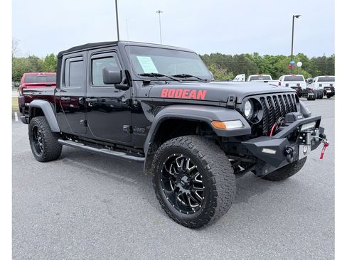 Used 2020 Jeep Gladiator Sport w/ Quick Order Package 24S AWD/4WD image 2