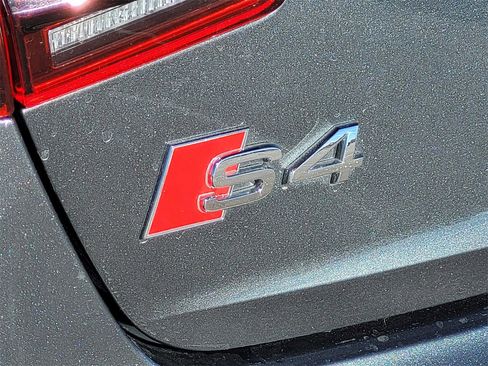 Used 2019 Audi S4 Premium Plus w/ Premium Plus Package image 15