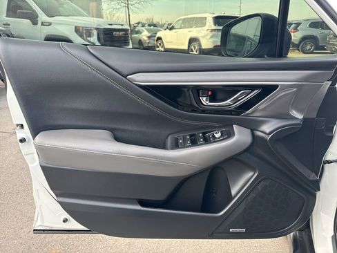 Used 2024 Subaru Outback Onyx Edition XT image 10