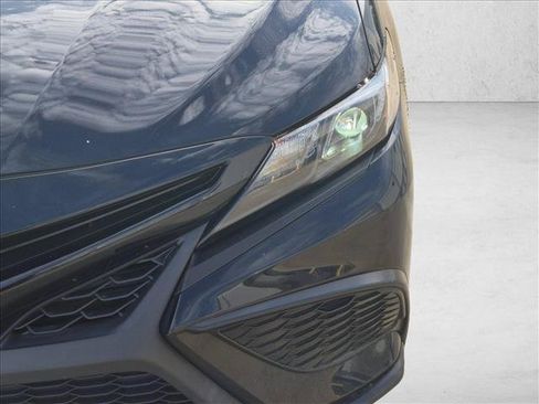 Used 2023 Toyota Camry SE w/ Convenience Package FWD image 9