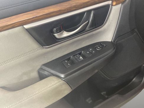 Used 2021 Honda CR-V EX image 11