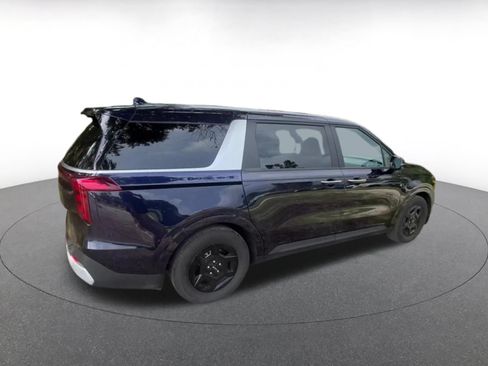 Used 2026 Kia Carnival FWD image 13