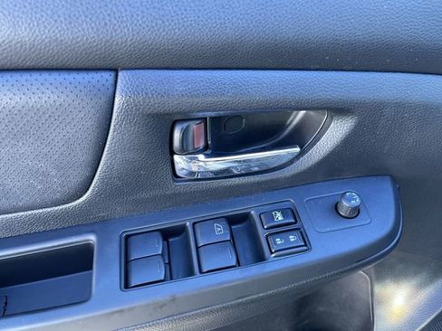 Used 2014 Subaru Crosstrek 2.0i Limited image 21