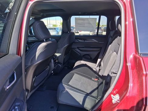 New 2026 Jeep Grand Cherokee Laredo X RWD image 21
