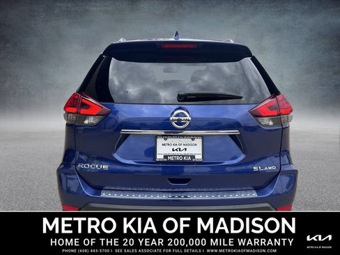 Used 2017 Nissan Rogue SL w/ SL Premium Package image 7