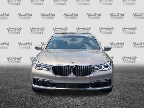 Used 2018 BMW 750i xDrive AWD/4WD image 3