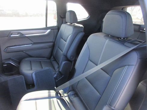 New 2026 GMC Acadia Elevation w/ Black Edition image 14