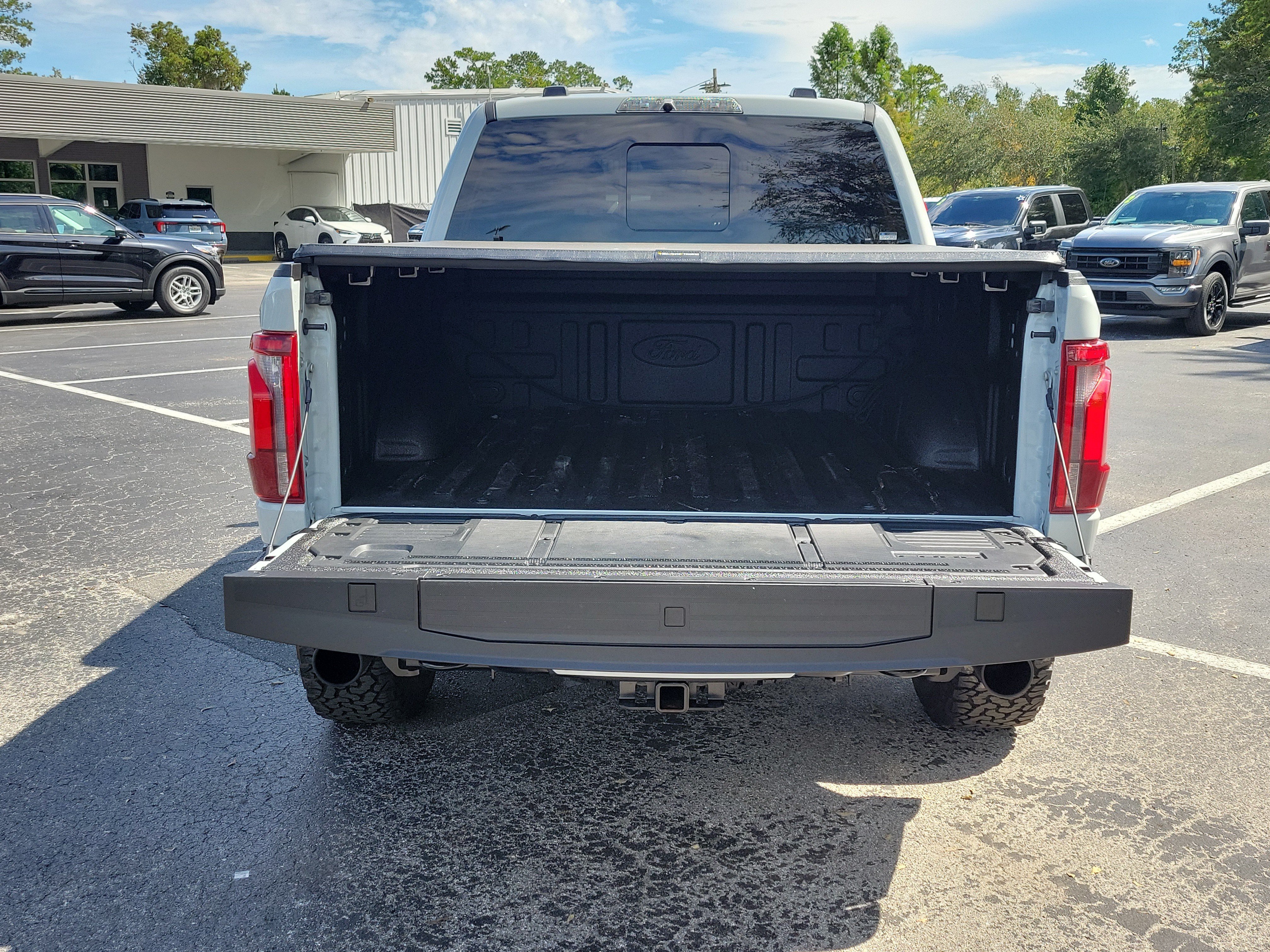 Used 2024 Ford F150 Raptor AWD/4WD image 7