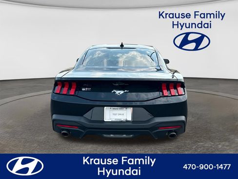 Used 2024 Ford Mustang Coupe RWD image 6