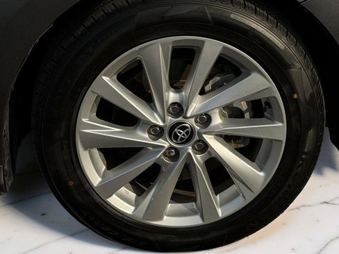 Used 2023 Toyota Camry LE FWD image 6