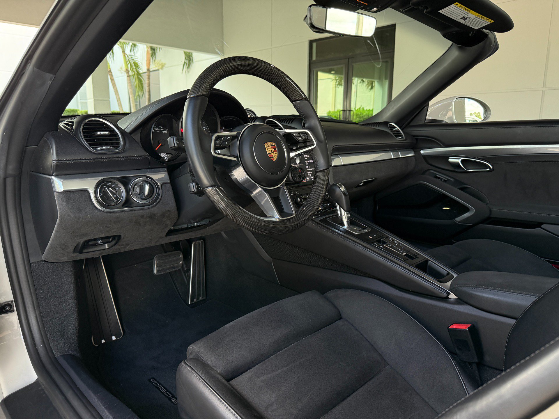 Used 2024 Porsche 718 Boxster GTS RWD image 31