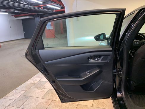 Used 2024 Honda Accord Sport image 40