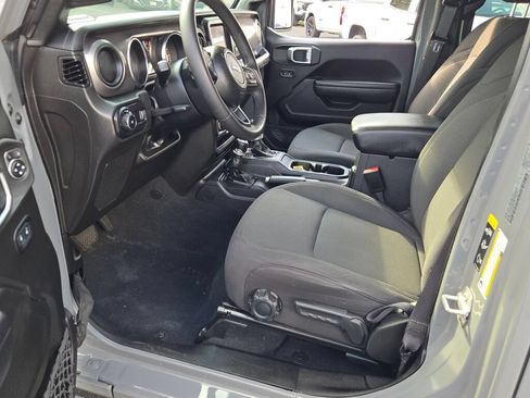 Used 2023 Jeep Wrangler Unlimited Sport AWD/4WD image 26