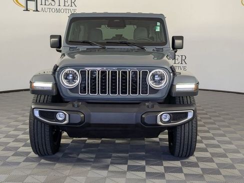 Certified 2025 Jeep Wrangler Unlimited Sahara w/ Safety Group AWD/4WD image 3