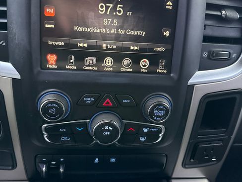 Used 2015 RAM 1500 Big Horn image 38