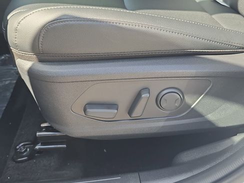 New 2026 Kia Sportage EX FWD image 21