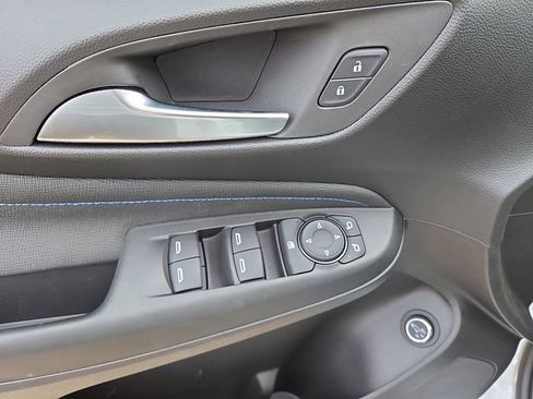 New 2026 Buick Envista Sport Touring w/ Convenience I Package FWD image 8