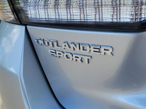 Used 2026 Mitsubishi Outlander Sport SE AWD/4WD image 9