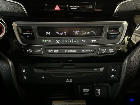 Used 2019 Honda Pilot Elite image 21