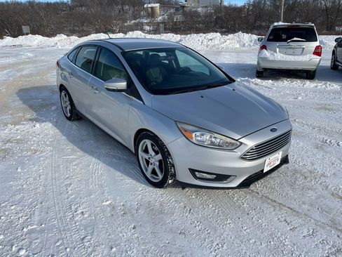 Used 2015 Ford Focus Titanium image 6