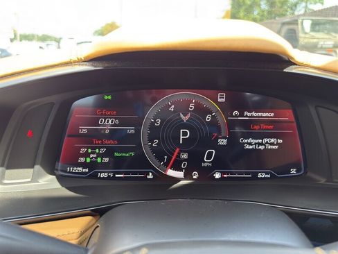 Used 2022 Chevrolet Corvette Stingray Premium Cpe w/ Z51 Performance Package image 28