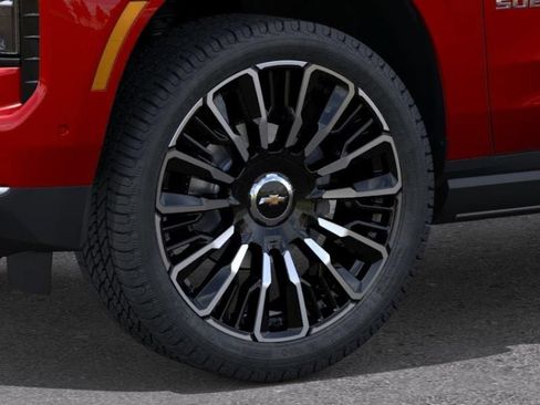 New 2026 Chevrolet Suburban High Country AWD/4WD image 9