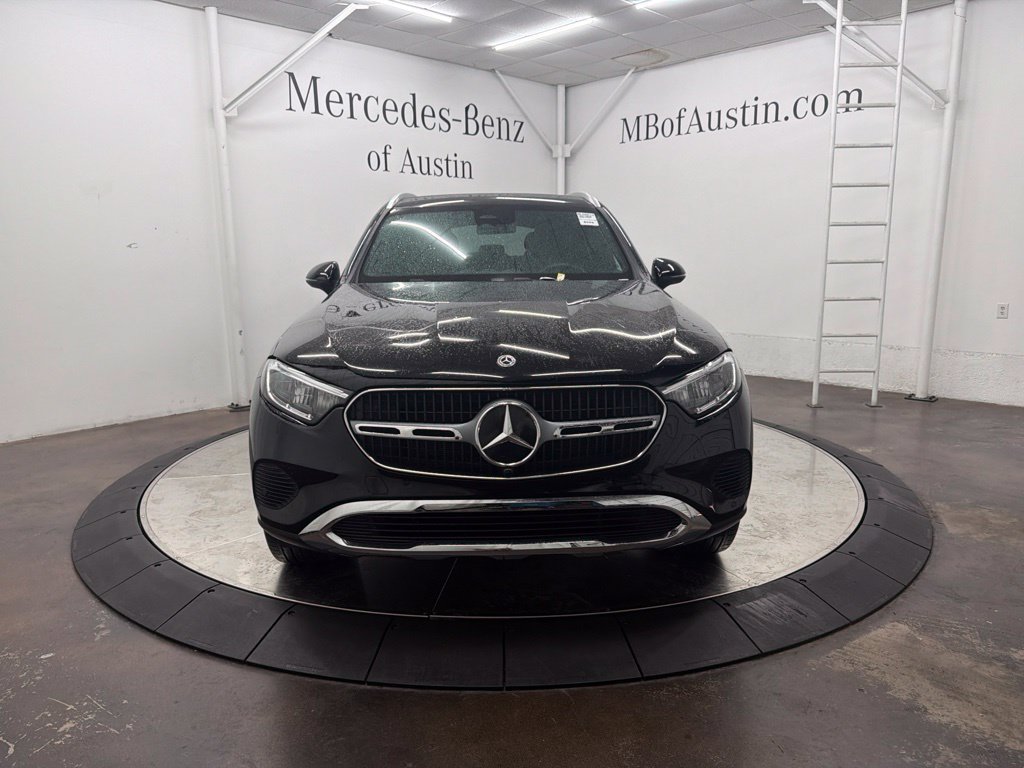Used 2026 Mercedes-Benz GLC 300 4MATIC image 2